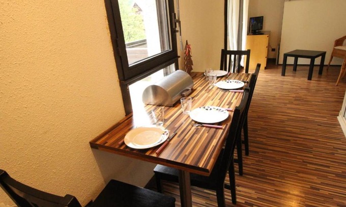 Bagneres-de-Luchon Apartamento | Luchon - Studio 2/3 pers., balcon, télécabine, proche commerces et thermes - FR-1-313-224