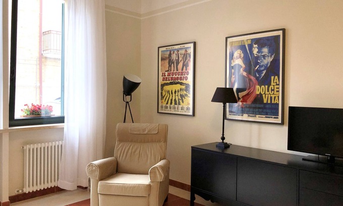 Grottammare Apartamento | LucioeLucia Apartment in the nineteenth-century center of Grottammare