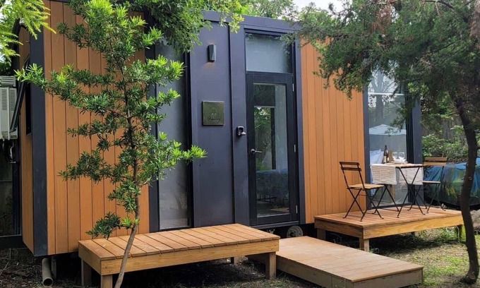 East District Casa | Luck House 3 by Tiny Away (幸運小屋3)