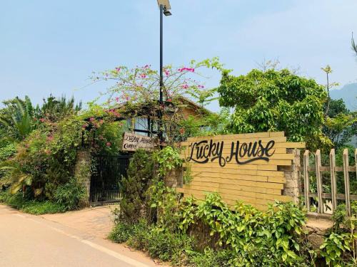 Soc Son Apartamento | Lucky House Homestay