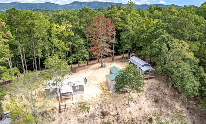 Glenwood Cabina | Lucky's Canoe & Kayak Cabin #3 - Caddo River Access!