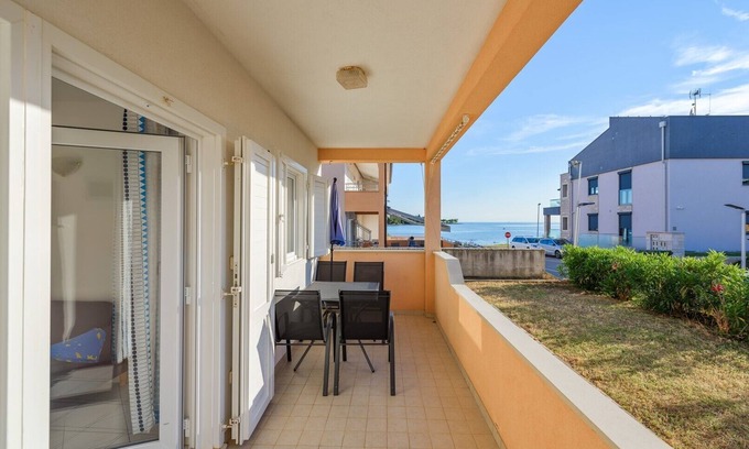 Lovrecica Apartamento | LUCREZIA house with apartments / SOFIA APARTMENT