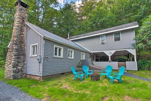 Ludlow Casa | Ludlow Home with Hot Tub, Near Okemo Resort!