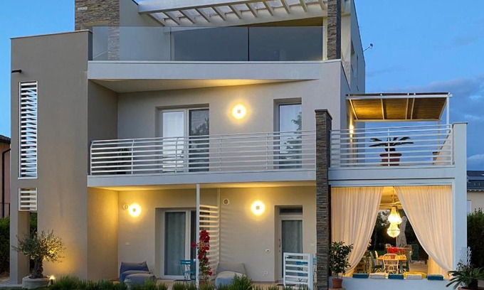 San Benedetto di Lugana Casa | Lugana 9