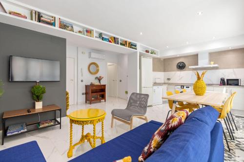 Los Remedios Apartamento | Lujan Deluxe Suites by Valcambre