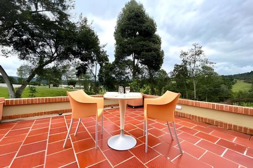 Choconta Casa | Lujosa Cabaña Represa del Sisga TV Wifi Cocina BBQ