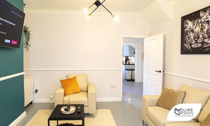 Ferryhill Casa | Luke Stays - Albert St, Chilton