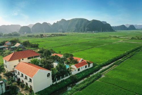 Hoa Lu Hotel | LumiGarden Tam Coc Resort