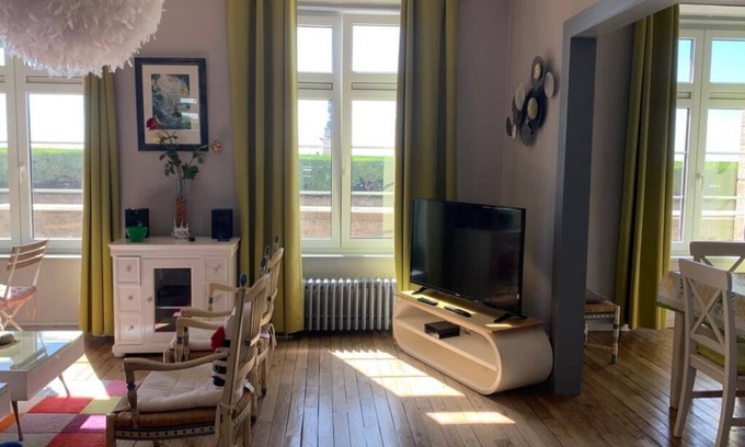 Ille-et-Vilaine Apartamento | Lumineux, Calme et Bien Situé