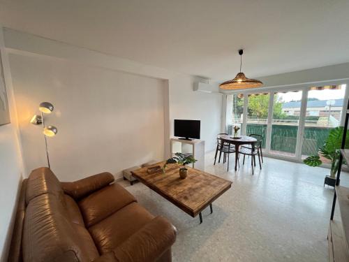 Les Platanes Apartamento | Lumineux T3 Centre Perpignan, Balcon et Parking