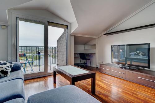 Irún Apartamento | Luminoso ático con terraza, Irún, Parking, 4Pax