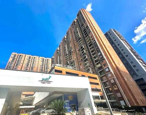 Sabaneta Apartamento | Luminoso apartamento a pasos del metro, Mall de comidas 428