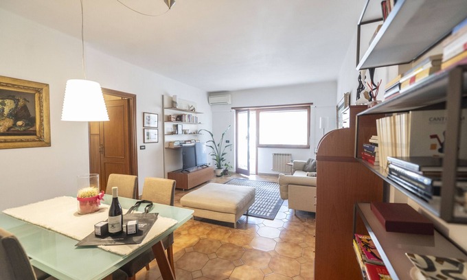 Rome Apartamento | Luminous 2BR Family Apartment in Residential Area