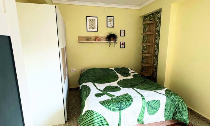 Trinitat Apartamento | Luminous Apartment in Ciutat Vella
