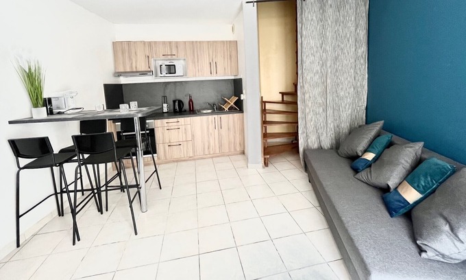 Villeneuve-les-Beziers Casa | Luminous cocoon in Villeneuve-lès-Béziers