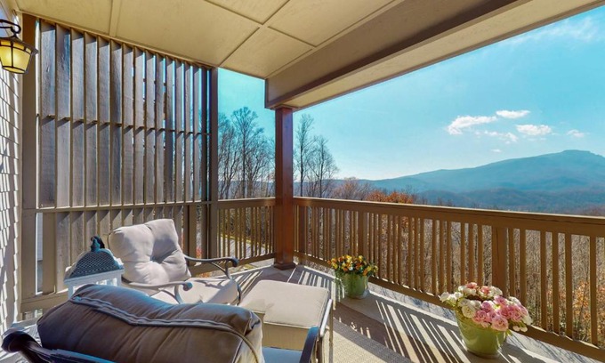 Boone Apartamento | Luminous Pine Hideaway