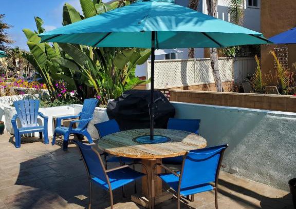 Mission Beach Apartamento | Luna Azul, cozy condo only steps to Mission Beach! Free Internet