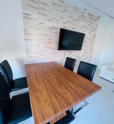 Psie Pole Apartamento | Luna Deluxe Magellana