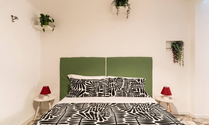 Bari City Centre Cama Y Desayuno | Luna e Surya by Wonderful Italy