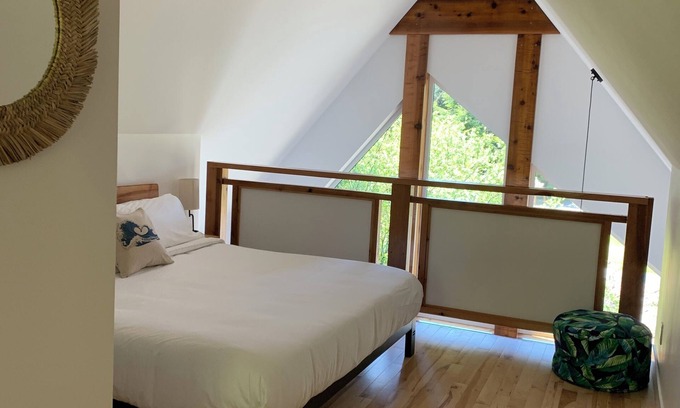Ucluelet Casa | Luna ~ Halfmoon Bay Beach House