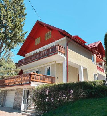 Busteni Casa | Luna House Busteni