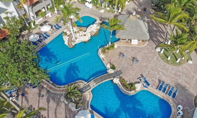 Zona Dorada Hotel | Luna Palace Hotel and Suites