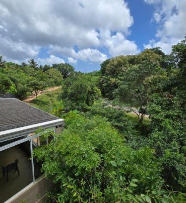 Thalawatugoda Apartamento | Lush Lakeside Nature's Nook