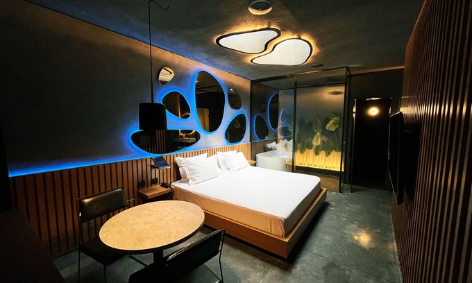 Agua Branca Hotel | Lush Motel Lapa