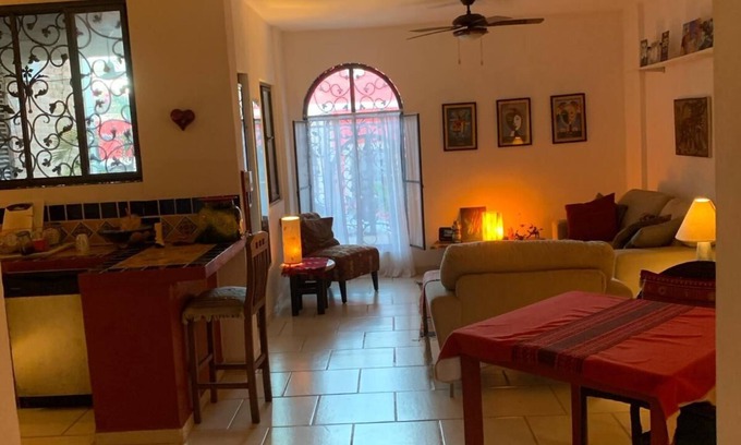 El Caloso Condominio | Lush private courtyard and patio, 2 bd 2 bath,short walk to market & Old Town.