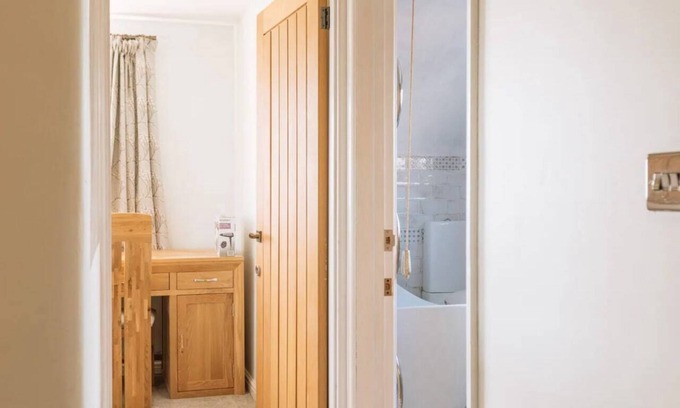 Brighton Casa | Lush & Spacious 3BD House - East Brighton