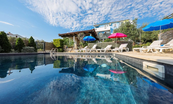 Kozino Apartamento | Luton Apartments, Zadar - Kozino, Heated Pool & Hot Tub