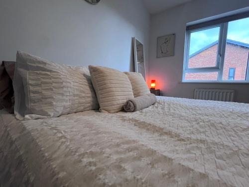 Levenshulme Casa | Lux 2 Bed Home in Manchester with Free Parking