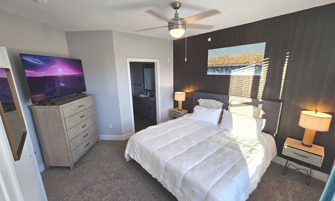 Lewisville Apartamento | Lux 2 Bedroom king+twin trundle room, Pool views