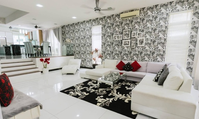 Taman Melawati Casa | Lux 6BR Home Private Rooftop Garden Kemensah KL