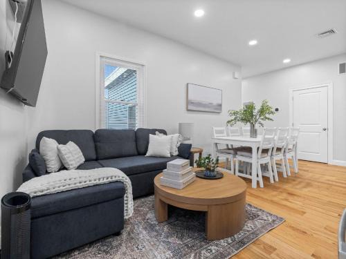 Corey Hill Apartamento | LUX Apt Fenway RedSox Subway GameRoom