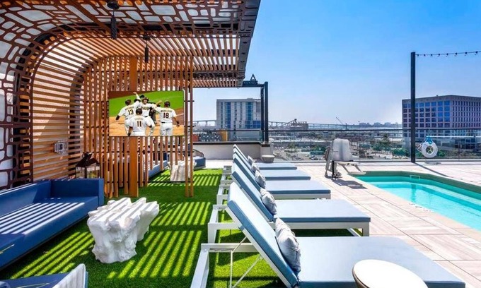 East Village Apartamento | Lux Apt with Rooftop pool by Petco Park and Convention center 41