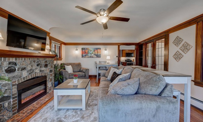 Bay View Casa | Lux Bayview Nest: Near Downtown