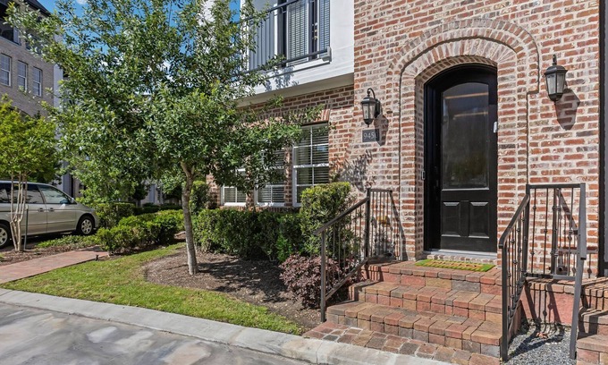 Central Southwest Casa | Lux cozy 3b/3.5b Safe Haven Near NRG & Med Center