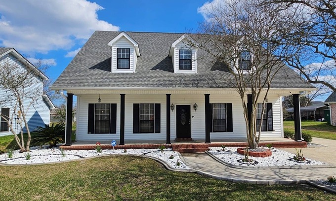 LaPlace Casa | Lux Home, laplace 4BD/3Bath