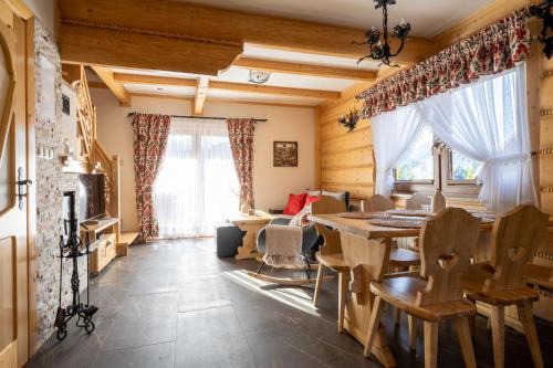 Male Ciche Chalet De Esquí | Lux-HOUSE & JACUZZI SAUNA