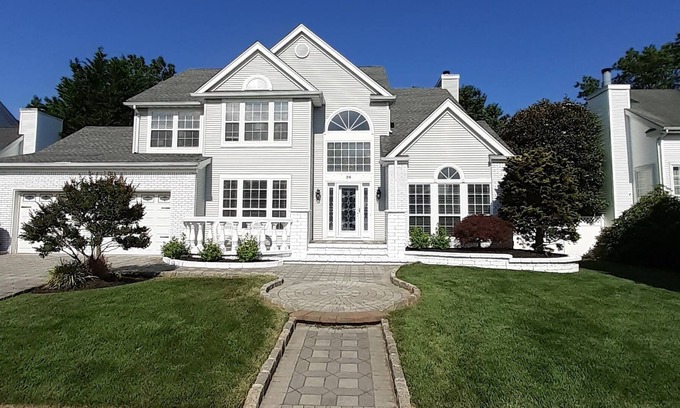 Brick Casa | Lux House with the pool 4 miles to the beach !
