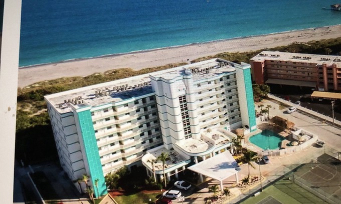 Port Canaveral Complejo | LUX.OCEANFRONT 2BR.PENTHOUSE, 2 BALCONIES W/OCEANVIEWS, CLOSE TO DISNEY.