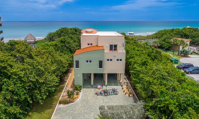 Hutchinson Island South Casa | Lux Palace ~ ON ~ playa con salvavidas! 4 mástiles suites, piscina, elev (Bdrms <$ 100nt)