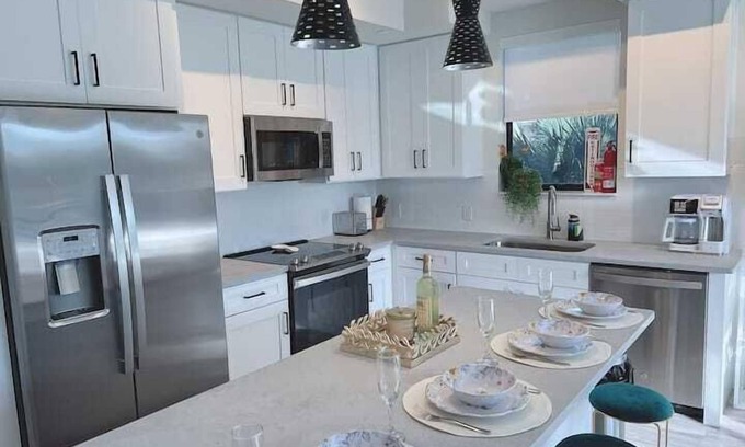West Palm Beach Apartamento | Lux place green Cozy 3 Beds 2rooms
