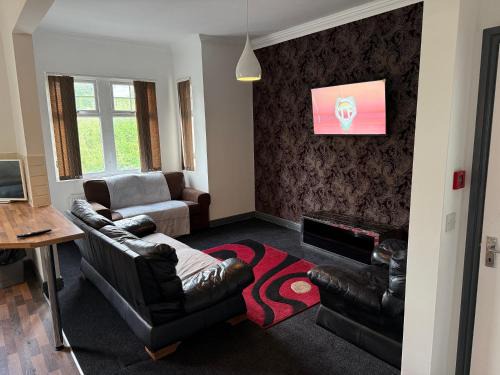 Wakefield Apartamento | Lux spacious 3BR entire apartment
