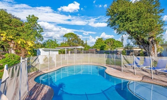 West Park Casa | Lux Villa Entire Pool 17 Min To Beach