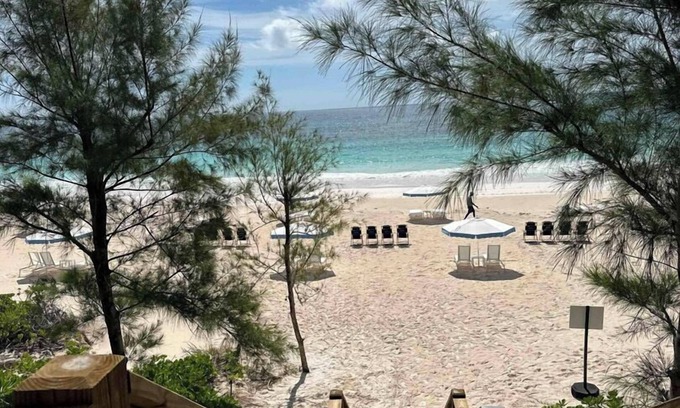 Dunmore Town Condominio | Lux Waterfront Cottage in Exclusive Briland Club w/Marina, Beach, Pickleball