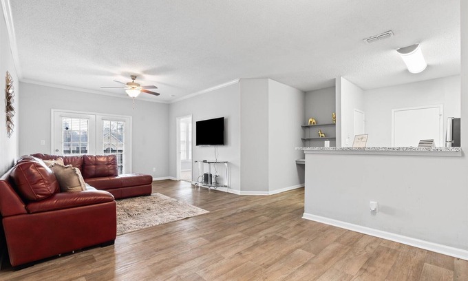 Mobile Apartamento | Luxary 2 bedroom Apartment in Mobile,Al