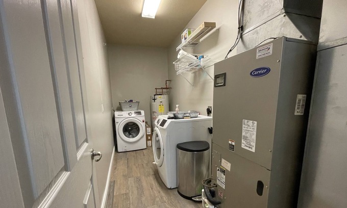 Morgantown Condominio | luxary condo near include 3 bd 3 bathroom and fire place