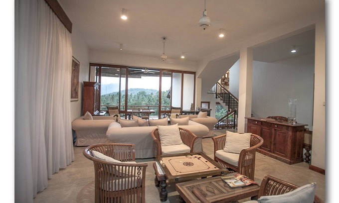 Digana Villa | Villa de lujo con cocinero en vivo, personal, yoga y terapeutas de masaje que visitan